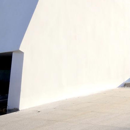 如何使用VI設計來傳達社交媒體平臺的創新和互聯性？